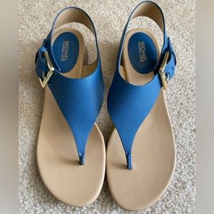 NWOT Michael Kors blue 1” heel thong sandals 8.5